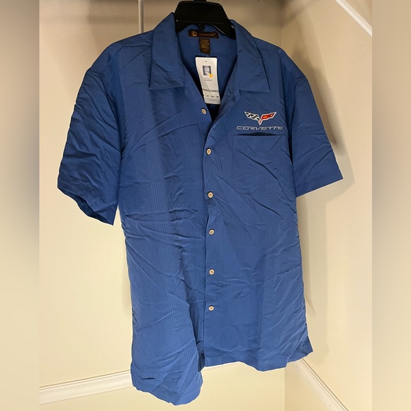 NWT Corvette Button Up Camp Shirt size L C6  logo Authentic GM merchandise - Picture 3 of 6